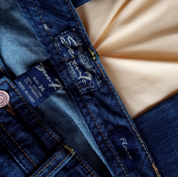 Jean Bundle - Picture 8 of 13